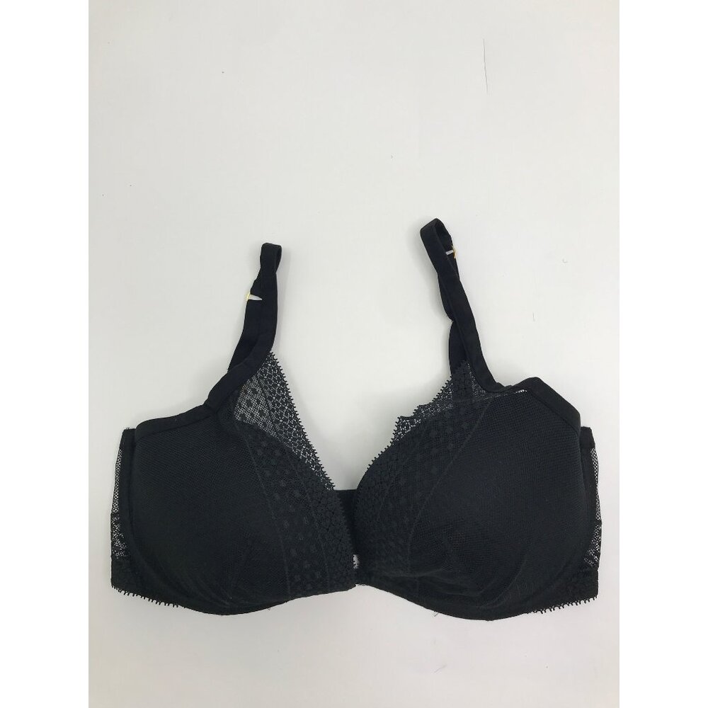 Incredible By Victoria's Secret Plunge Lace Mesh Lightly Lined Bra
